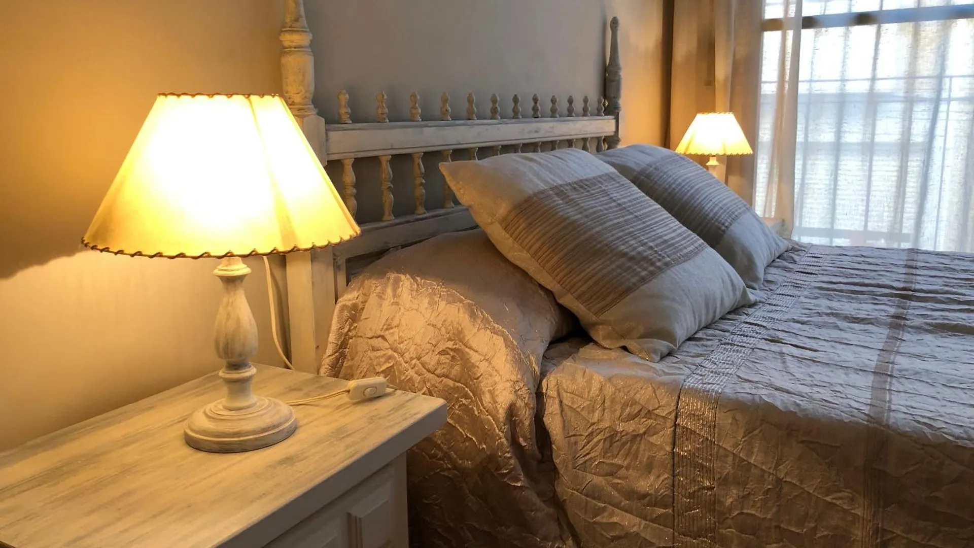 Apartament L'Ampolla Monica A 50M Del Mar Amb Parking Apartment