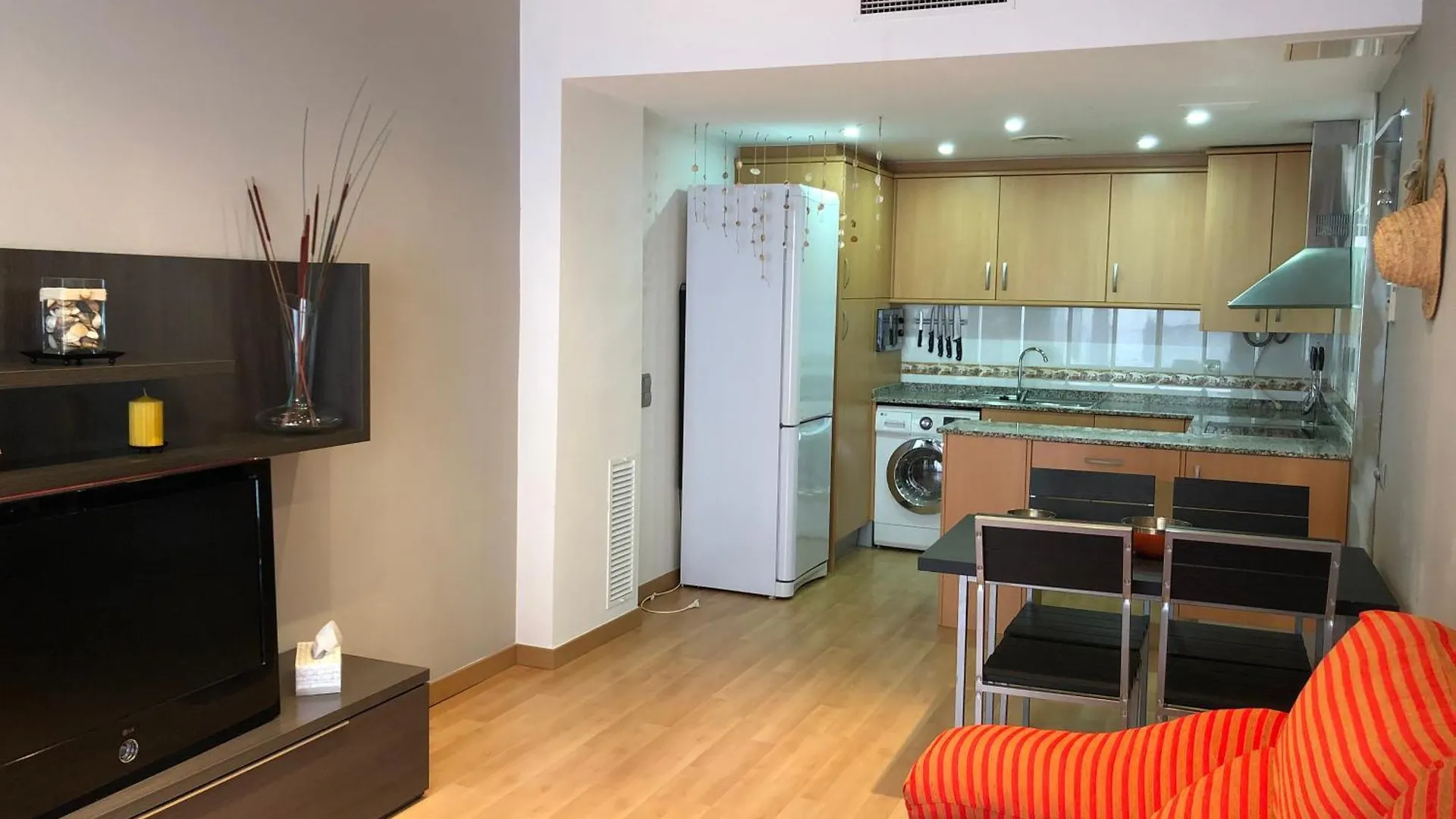 Apartment Apartament L'Ampolla Monica A 50M Del Mar Amb Parking