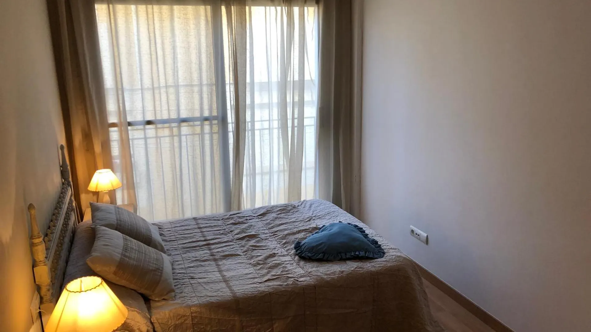 Apartament L'Ampolla Monica A 50M Del Mar Amb Parking